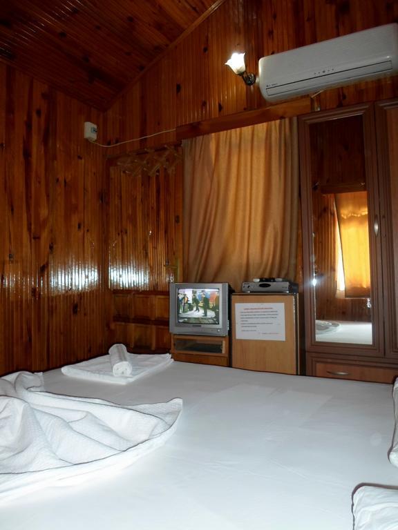 Oran Pansiyon Agac Evler Otel Çıralı Oda fotoğraf