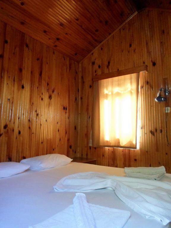 Oran Pansiyon Agac Evler Otel Çıralı Dış mekan fotoğraf